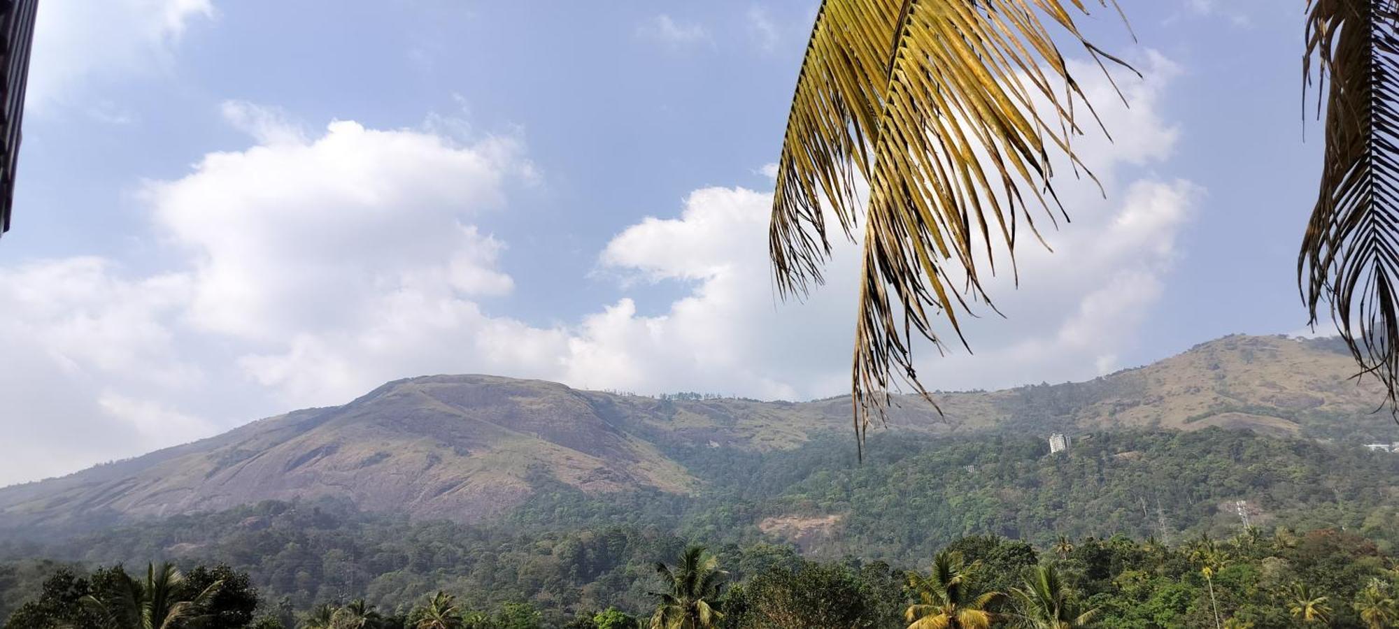 Himadri Munnar Holidays Luaran gambar