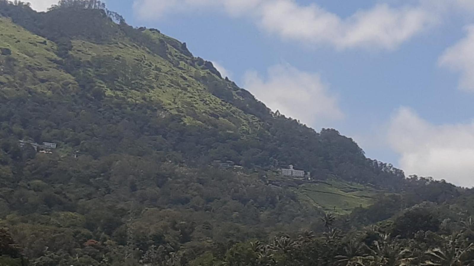 Himadri Munnar Holidays Luaran gambar